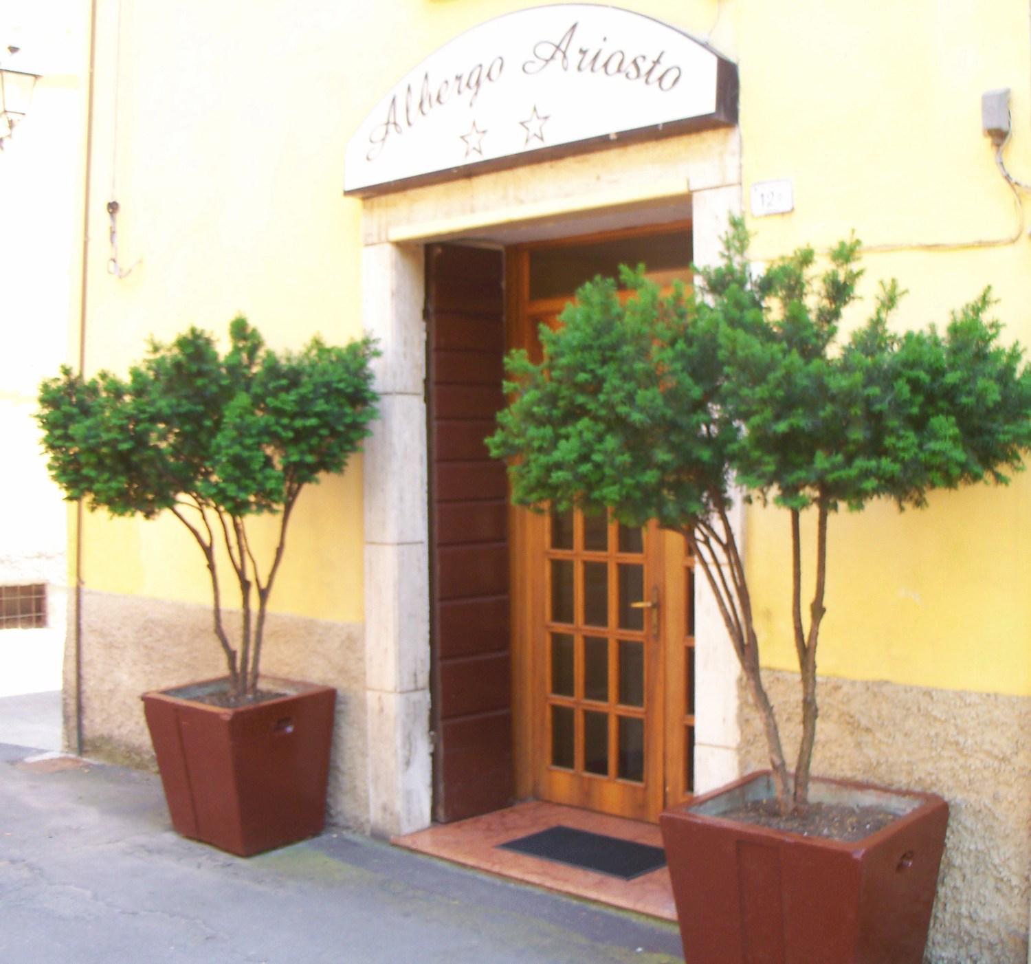 Hotel Ariosto Centro Storico Reggio Emilia Exterior photo